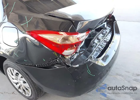 2019 Toyota Corolla Le z USA, uszkodzony, nr VIN 2T1BURHE7KC152500